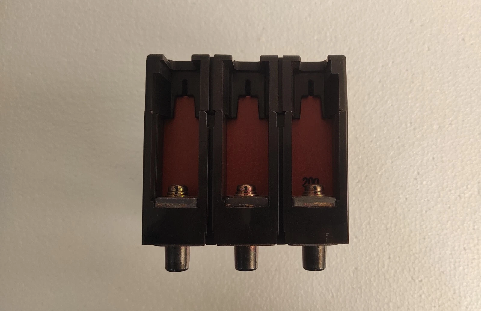 admin/uploads/uploads/Terasaki XH225NS 200A 3 Pole Circuit Breaker_7.webp